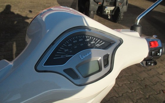 Neufahrzeug Vespa Primavera 125 - Bild 9