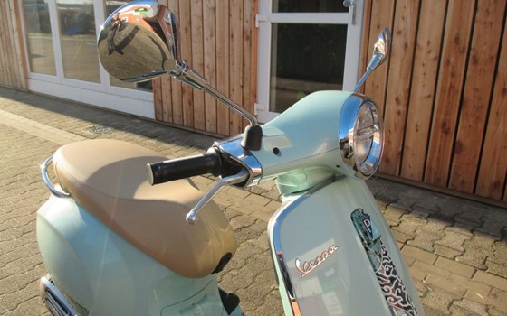 Neufahrzeug Vespa Primavera 50 Batik - Bild 14