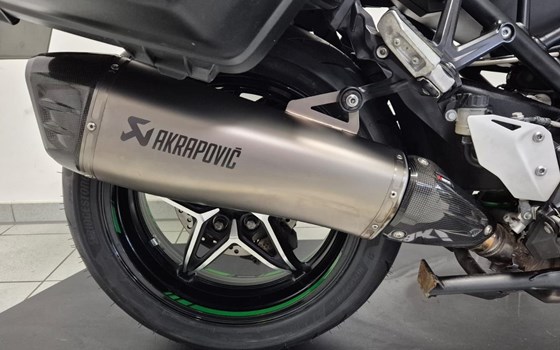 Gebrauchtmotorrad Kawasaki Ninja H2 SX SE+ - Bild 8