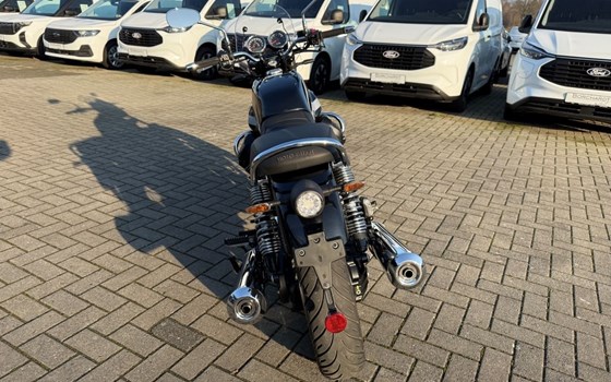 Gebrauchtmotorrad Moto Guzzi V7 Spezial - Bild 4