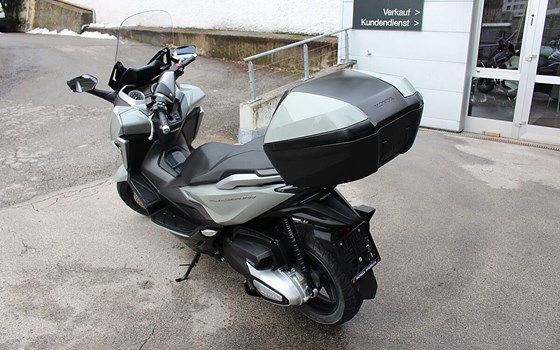 Gebrauchtmotorrad Honda Forza 350 - Bild 2