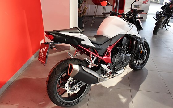 Neufahrzeug Honda CB750 Hornet - Bild 3