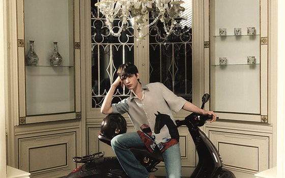 Neufahrzeug Vespa 946 Horse - Bild 15