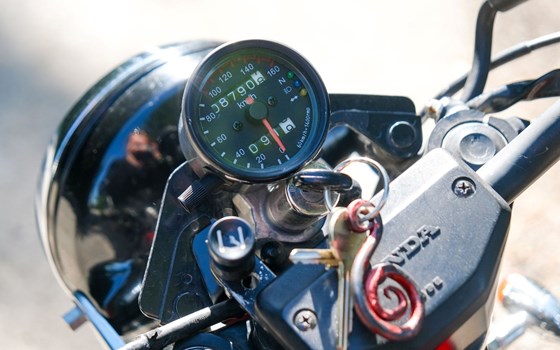 Gebrauchtmotorrad Honda CB 650 - Bild 4