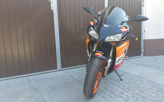 Gebrauchtmotorrad Honda CBR1000RR Fireblade - Bild 4