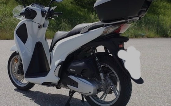 Gebrauchtmotorrad Honda SH125i - Bild 4