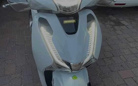 Gebrauchtmotorrad Honda SH125i - Bild 2