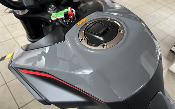 Neufahrzeug Rieju NKD 125 - Bild 2