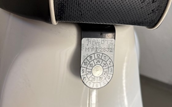 Gebrauchtmotorrad Vespa GTS 300 - Bild 5