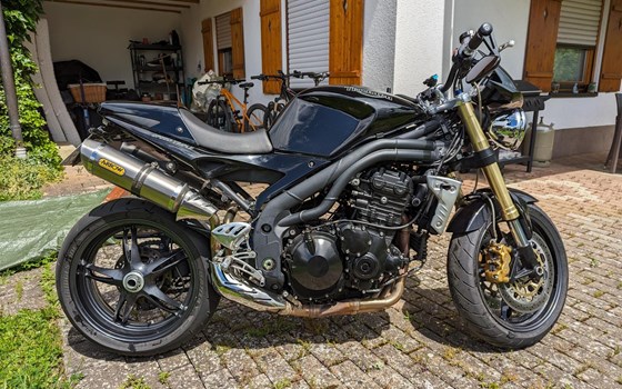 Gebrauchtmotorrad Triumph Speed Triple 1050 - Bild 8