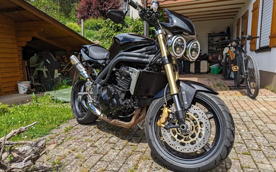 Gebrauchtmotorrad Triumph Speed Triple 1050 - Bild 9
