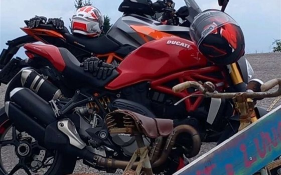 Gebrauchtmotorrad Ducati Monster 1200 S - Bild 4