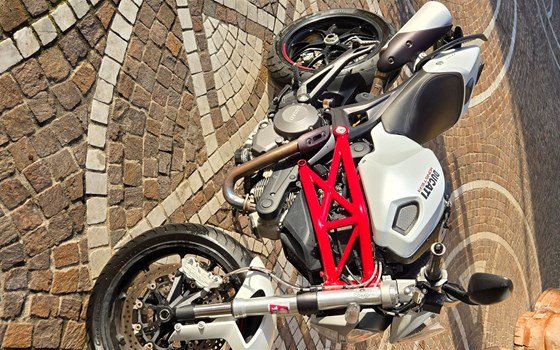 Gebrauchtmotorrad Ducati Monster 796 - Bild 2