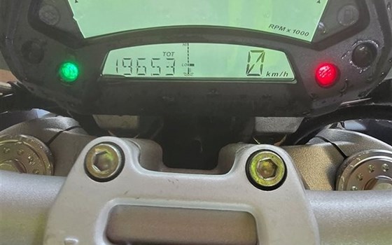 Gebrauchtmotorrad Ducati Monster 796 - Bild 6