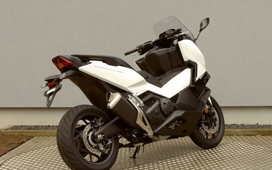 Neufahrzeug Honda Forza 750 - Bild 8