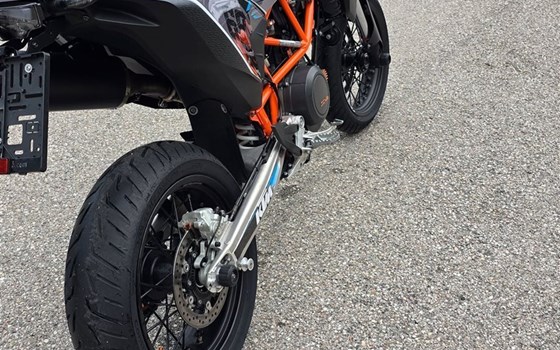 Gebrauchtmotorrad KTM 690 SMC R - Bild 5