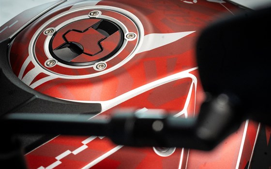 Neufahrzeug Suzuki GSX-8S - Bild 10