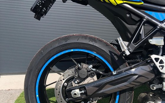 Neufahrzeug Suzuki GSX-8S - Bild 14