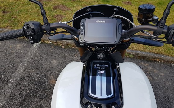 Gebrauchtmotorrad Indian FTR 1200 S - Bild 3