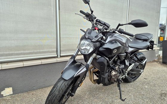 Gebrauchtmotorrad Yamaha MT-07 - Bild 2