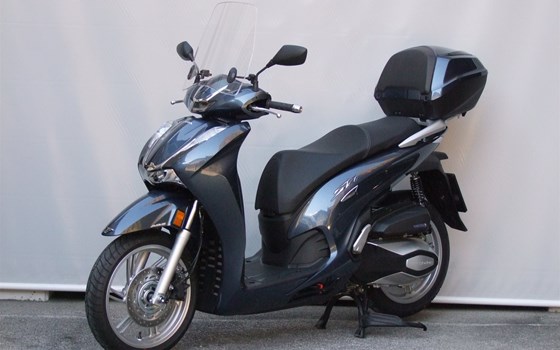 Gebrauchtmotorrad Honda SH350i - Bild 1