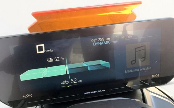 Gebrauchtmotorrad BMW CE 04 - Bild 7