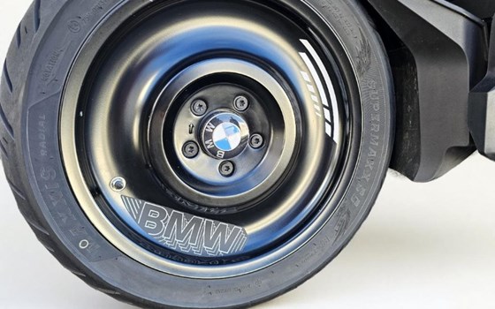 Gebrauchtmotorrad BMW CE 04 - Bild 6