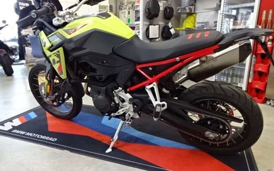 Gebrauchtmotorrad BMW F 900 GS - Bild 3