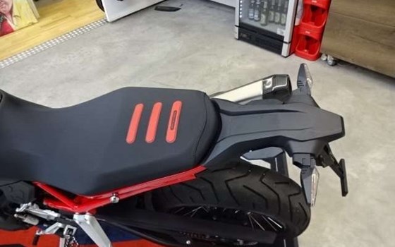 Gebrauchtmotorrad BMW F 900 GS - Bild 5