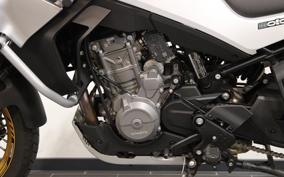 Gebrauchtmotorrad CFMOTO 800MT Explore - Bild 9