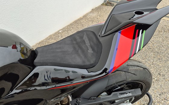 Neufahrzeug Aprilia RSV 4 - Bild 8