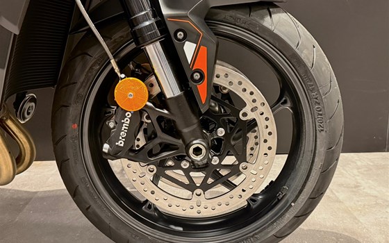 Neufahrzeug Triumph Street Triple 765 R - Bild 11