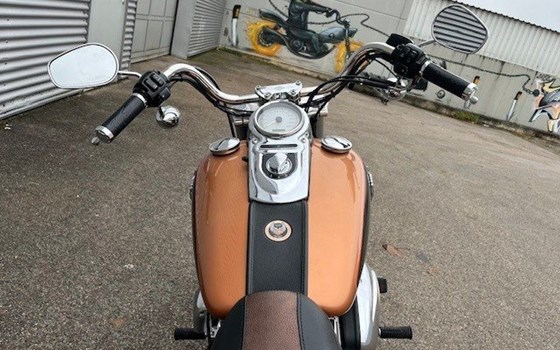 Gebrauchtmotorrad Harley-Davidson Dyna Super Glide Custom FXDC - Bild 11