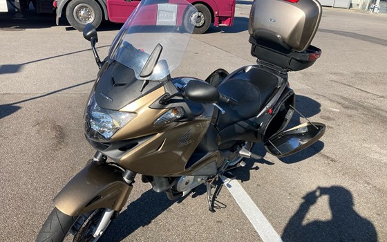 Gebrauchtmotorrad Honda NT 650V Deauville - Bild 8