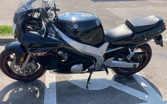 Gebrauchtmotorrad Yamaha FZR 600 R - Bild 5