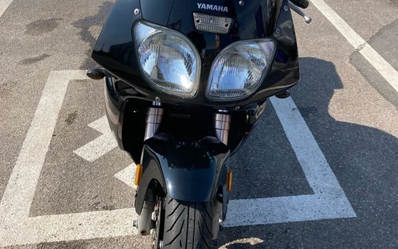 Gebrauchtmotorrad Yamaha FZR 600 R - Bild 6