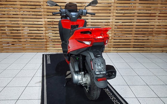 Gebrauchtmotorrad Aprilia SXR 50 - Bild 5