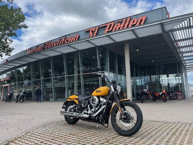 Harley-Davidson Softail Street Bob FXBB (Centerline) - Bild 1
