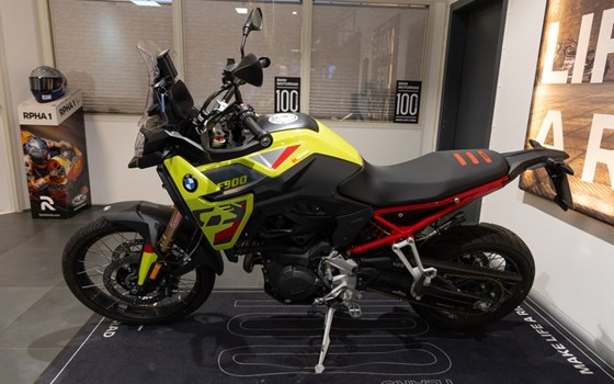 Gebrauchtmotorrad BMW F 900 GS - Bild 3