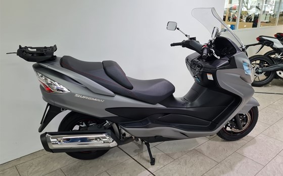 Gebrauchtmotorrad Suzuki Burgman 400 - Bild 2