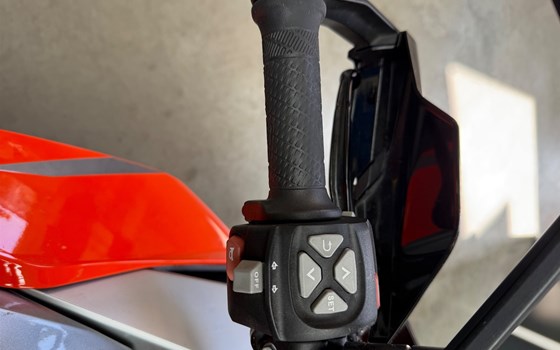 Gebrauchtmotorrad KTM 1290 Super Duke GT - Bild 6