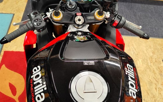 Gebrauchtmotorrad Aprilia RSV4 1100 Factory - Bild 2