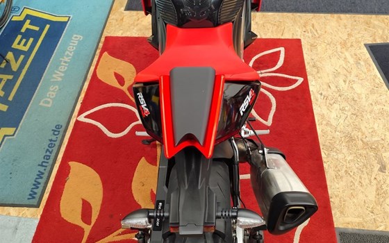 Gebrauchtmotorrad Aprilia RSV4 1100 Factory - Bild 8