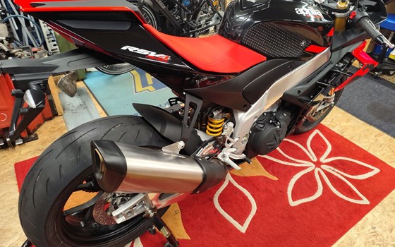 Gebrauchtmotorrad Aprilia RSV4 1100 Factory - Bild 9