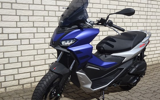Neufahrzeug Aprilia SR GT 125 - Bild 1