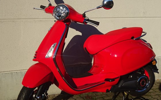 Neufahrzeug Vespa Primavera RED Elettrica 70 - Bild 1
