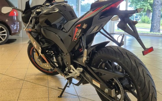 Neufahrzeug Aprilia RS 125 Replica - Bild 9