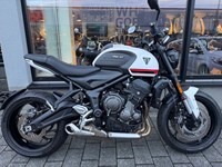 Gebrauchtmotorrad Triumph Trident 660