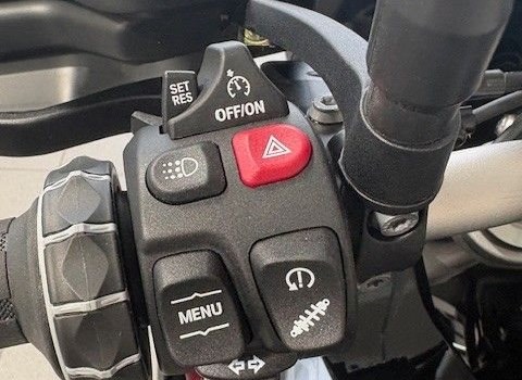 Gebrauchtmotorrad BMW F 900 XR - Bild 11