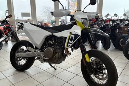 Husqvarna 701 Supermoto